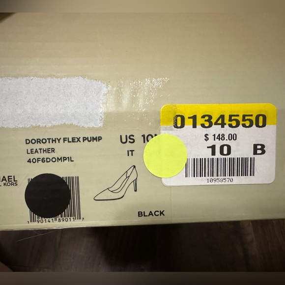 Michael Kors Black Dorthy Flex Leather Pump - Picture 3 of 7